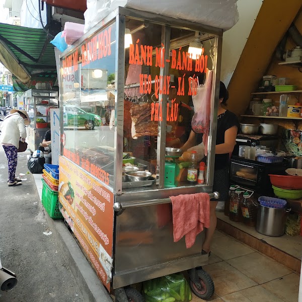 Phúc Hải - Bánh mì & Bánh Hỏi Heo Quay - Phá Lấu - Xá Xíu 1