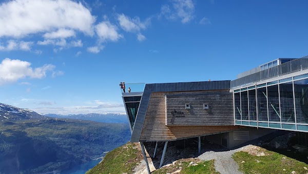 Hoven 3
