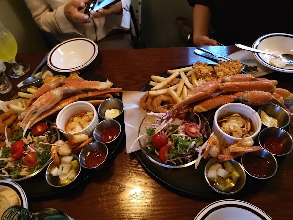 bucket crabs