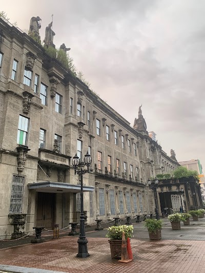 University of Santo Tomas (UST) 1