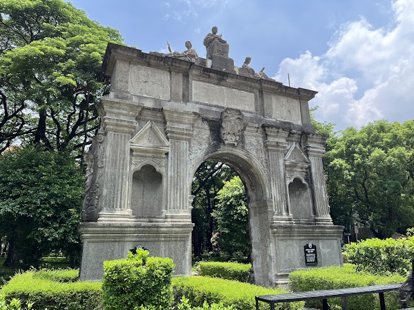 University of Santo Tomas (UST) 4