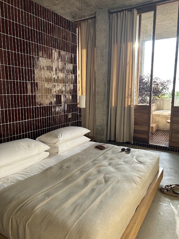 Hotel Humano 5