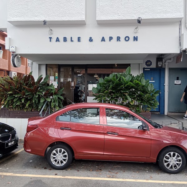 Table & Apron