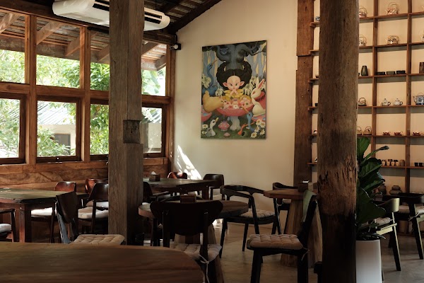 House of Time Cafe and Restaurant 1