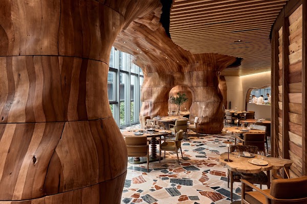Roganic Hong Kong 3