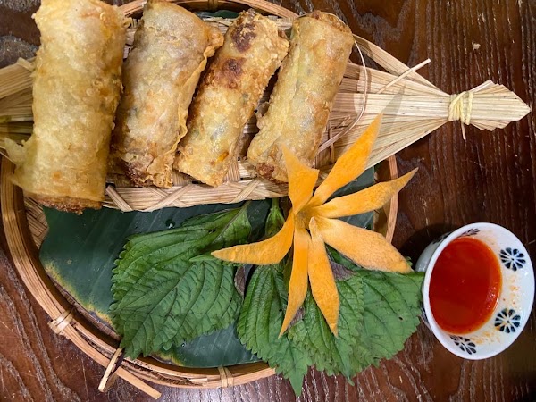 MẸT Hội An - Vietnamese restaurant & Vegetarian Food 6 3