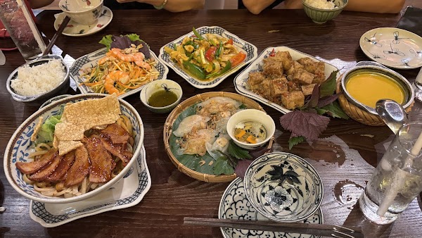 MẸT Hội An - Vietnamese restaurant & Vegetarian Food 6 2