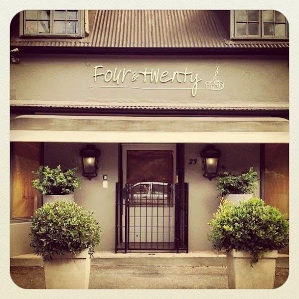 Four & Twenty Cafe 1