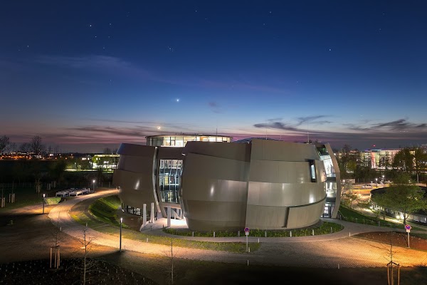 ESO Supernova Planetarium & Visitor Centre 1