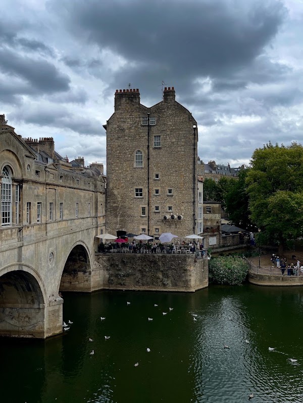 Pulteney Bridge Coffee Shop 4