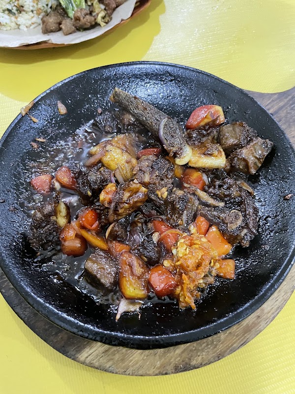Jayantie, Fried Chicken & Grilled Ribs 2