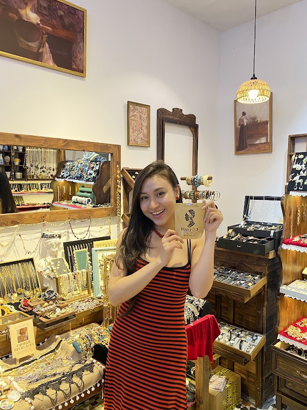 Hana 34 Vintage Jewelry ( Tiệm Trang Sức Vintage) 2
