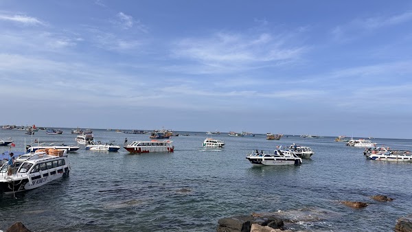 Cầu phao bến du thuyền View 4