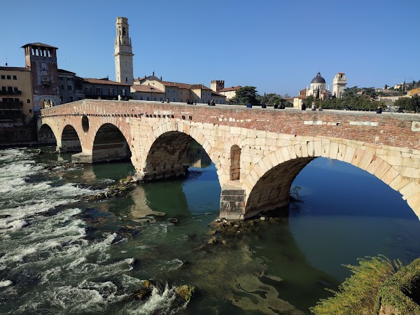 Ponte Pietra 1