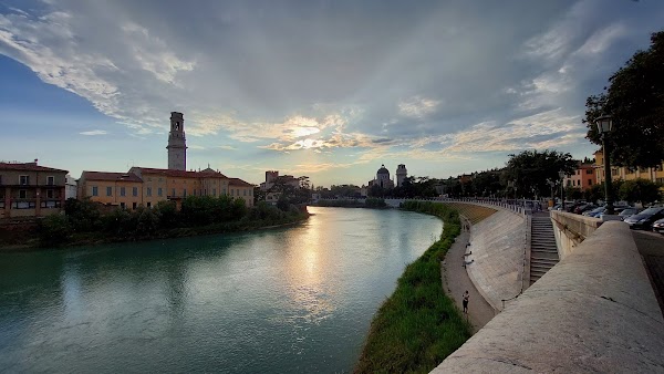 Ponte Pietra 2