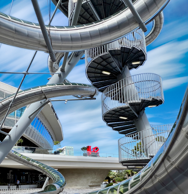 Aventura Slide Tower