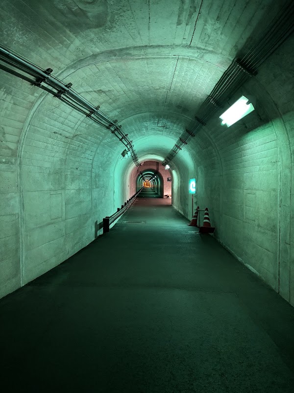 Kiyotsu Gorge Tunnel / Tunnel of Light 3