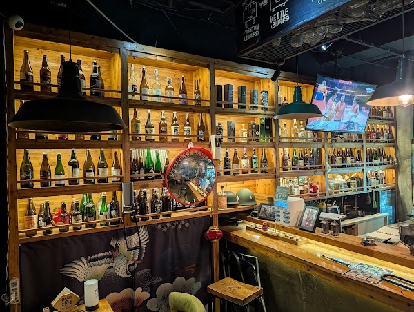 Hops Beer Craft Beer Bar 5