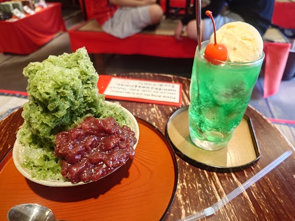 Fushimi Inari Sando Chaya 4
