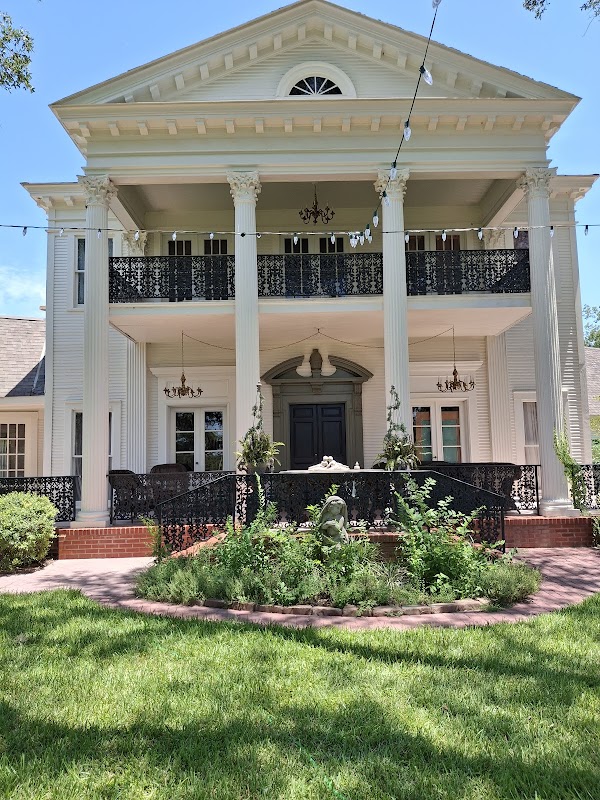 Victoria's Black Swan Inn