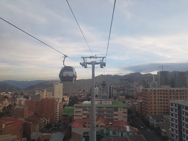 Mi Teleférico Línea Blanca - Estación Plaza Triangular