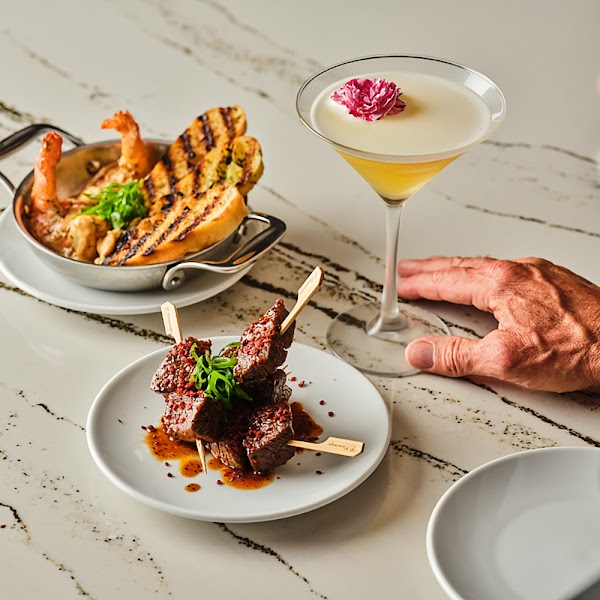 Fleming’s Prime Steakhouse & Wine Bar 4