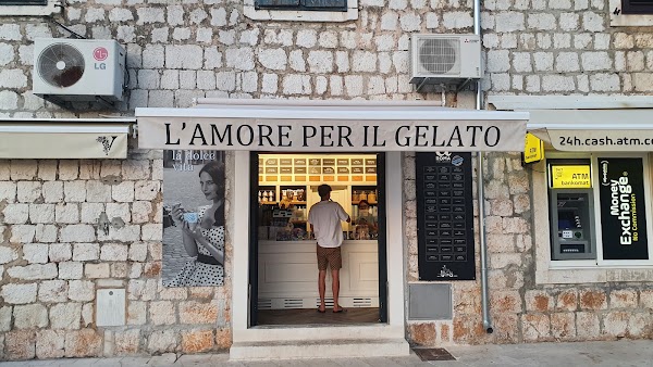 aROMA Gelato Experience 1