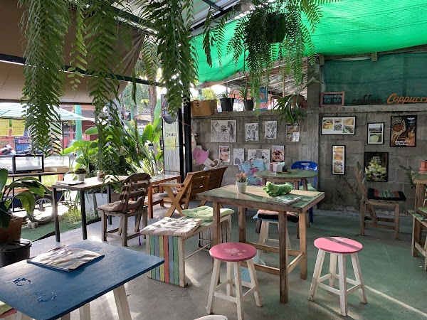Rainny Cafe ฝอฝน(coffee&fruitshake)