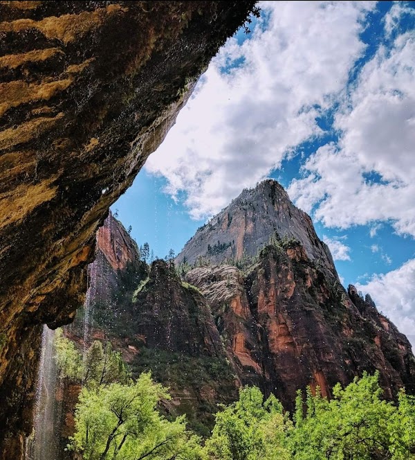 Weeping Rock Trail
