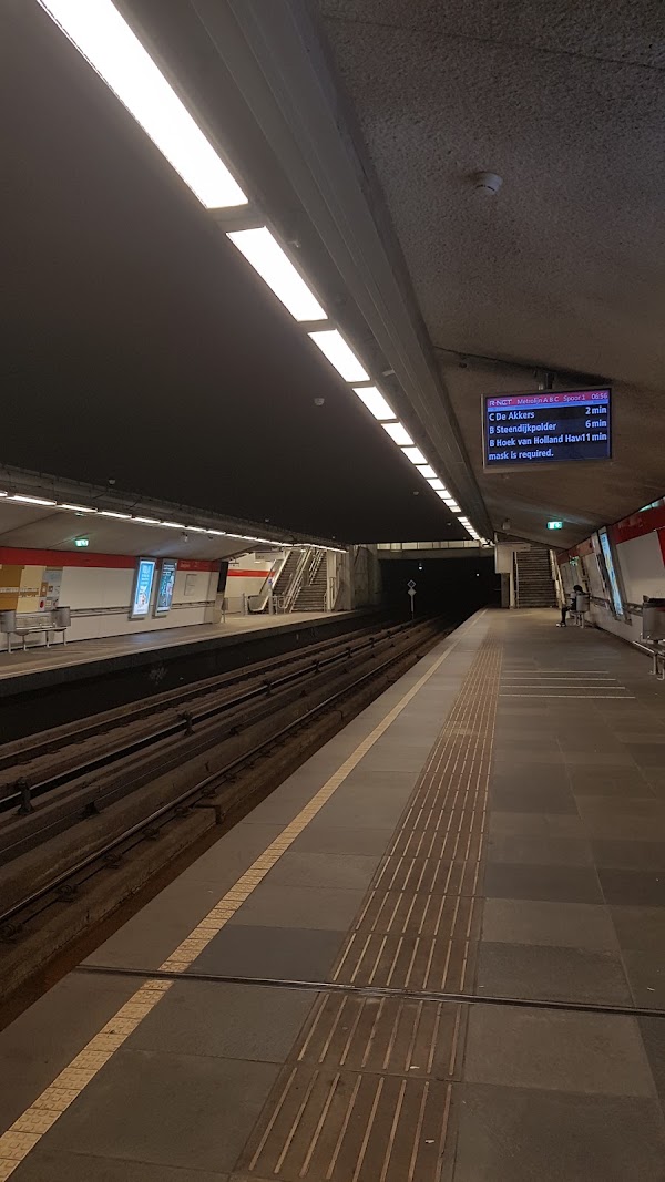 Oostplein 1