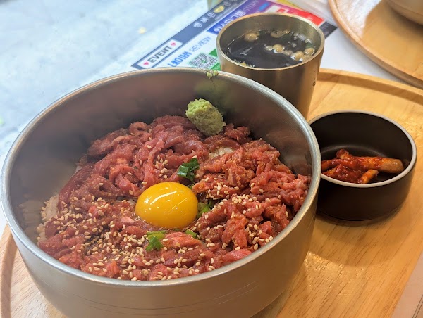 행복은간장밥 홍대점 2