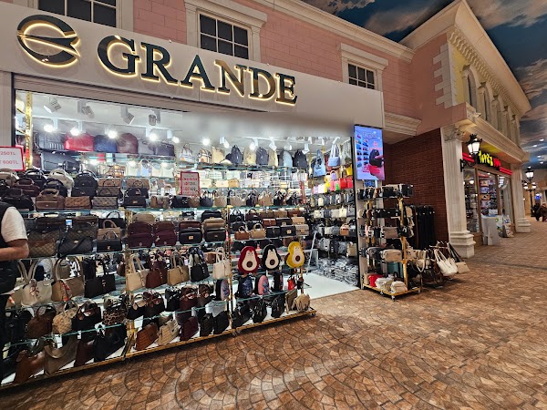 Venezia Mega Outlet 5