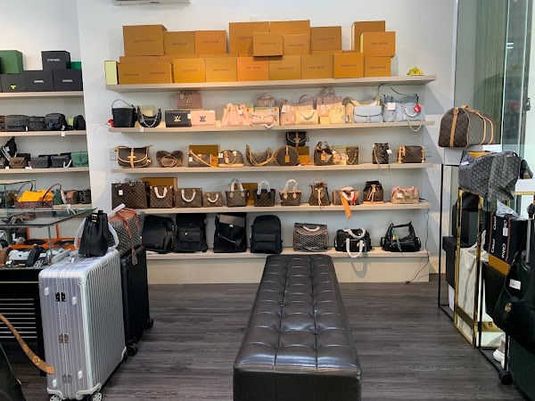 YAYA Outlet 손 가방. 다낭 시계 2