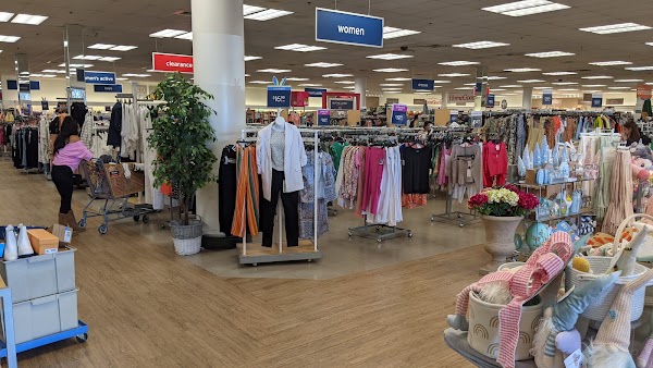 Marshalls & HomeGoods 4
