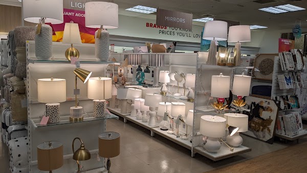 Marshalls & HomeGoods 3