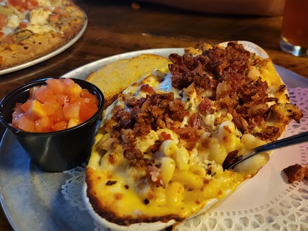 Wild West Pizzeria & Saloon 5