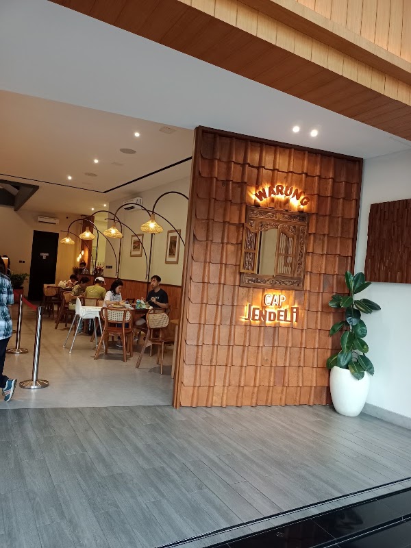 Warung Cap Jendela 1