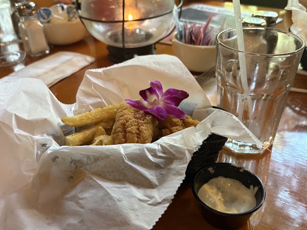 Tahquamenon Falls Brewery & Pub 4