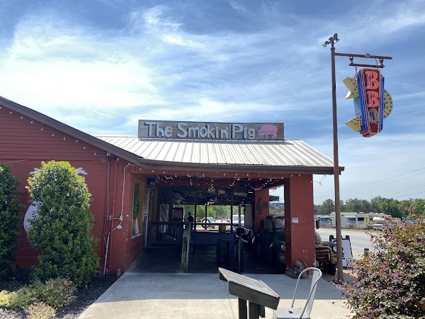 The Smokin' Pig of Pendleton