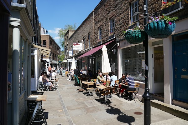 Camden Passage 1