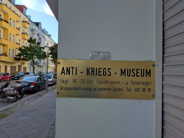 Anti-Kriegs-Museum 2