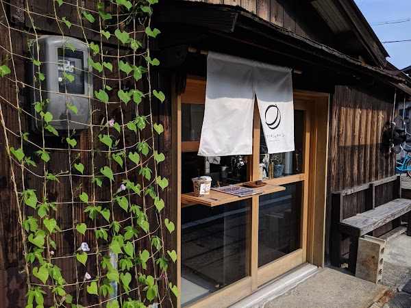 Mikazukishoten