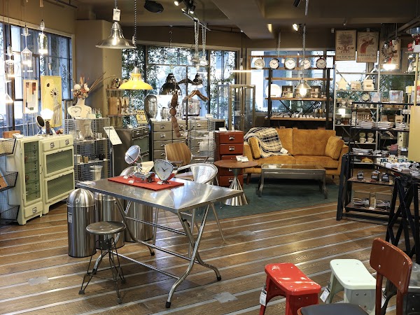 DULTON Jinnan Shop 5