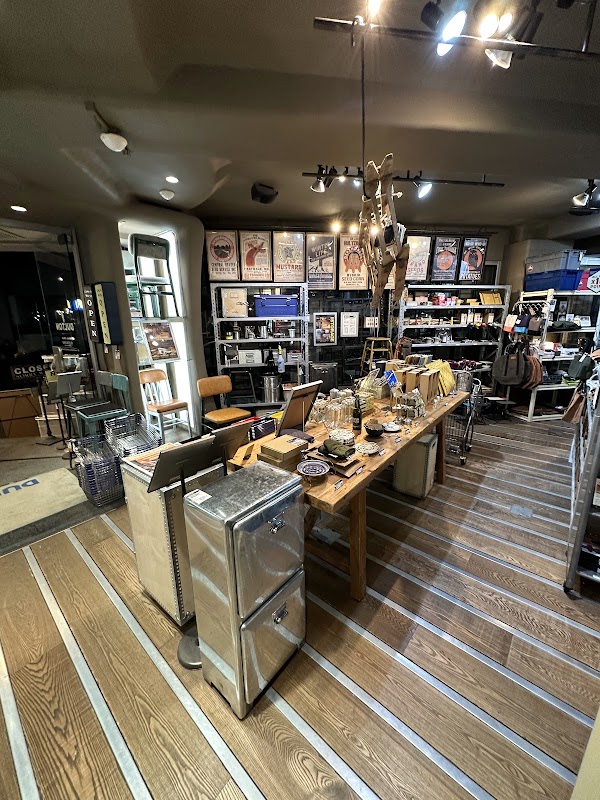 DULTON Jinnan Shop 4