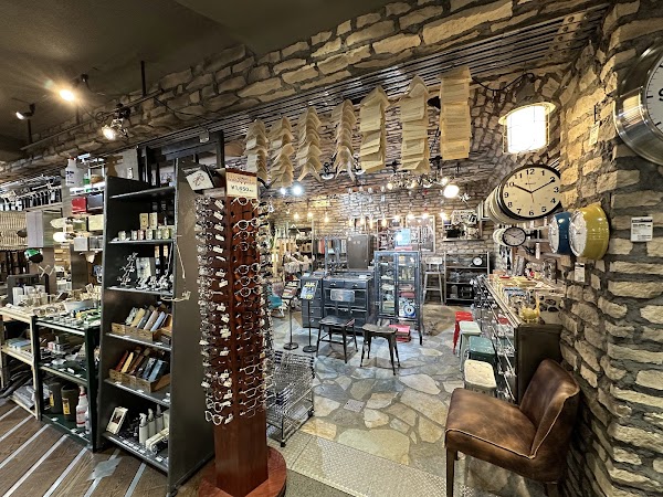 DULTON Jinnan Shop 3