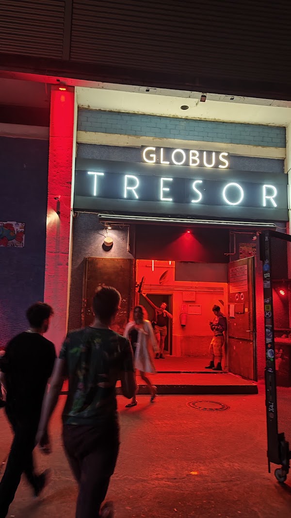 Tresor Berlin I Club & label 5