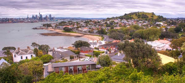 Devonport 4