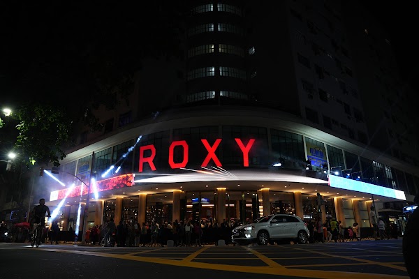 Roxy Dinner Show