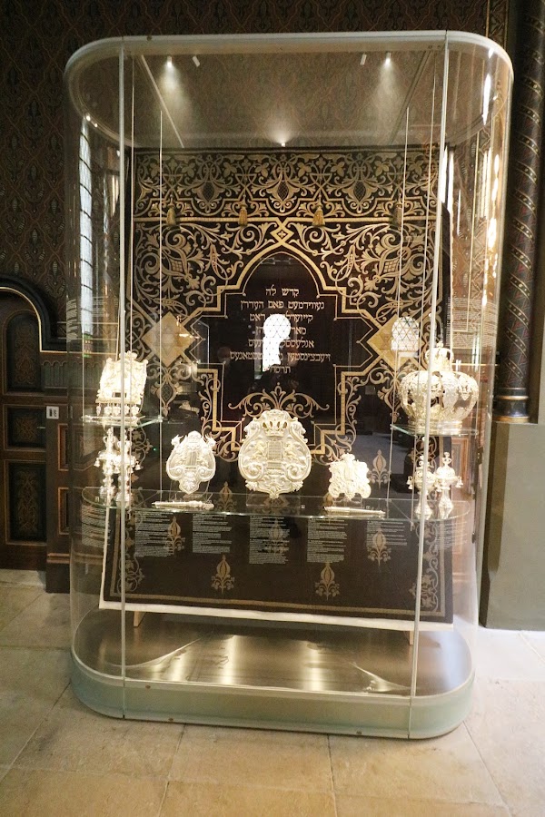 Spanish Synagogue 2