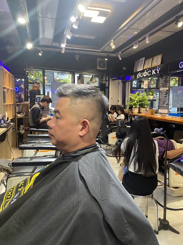 Salon Quốc Kỳ 1